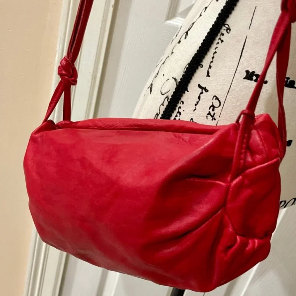 BOHO CHIC Y2K CROSSBODY BAG RED LEATHER MADE IN USA JWM DERR BEND OREGON ICONIC - Picture 3 of 16